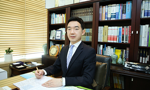 홍현기 변호사